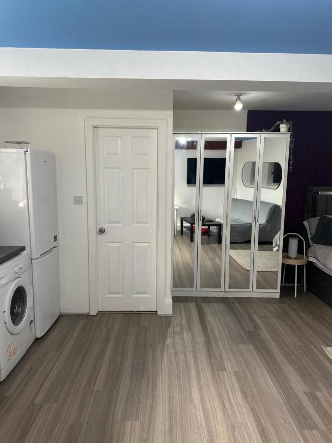 Modern Studio Close To Leeds City Centre Ngoại thất bức ảnh